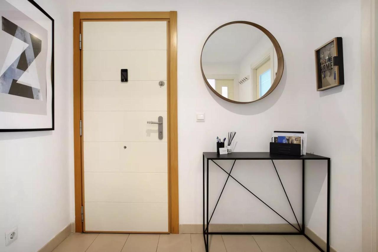 Malaga Campus Apartment Parking Included Exteriör bild