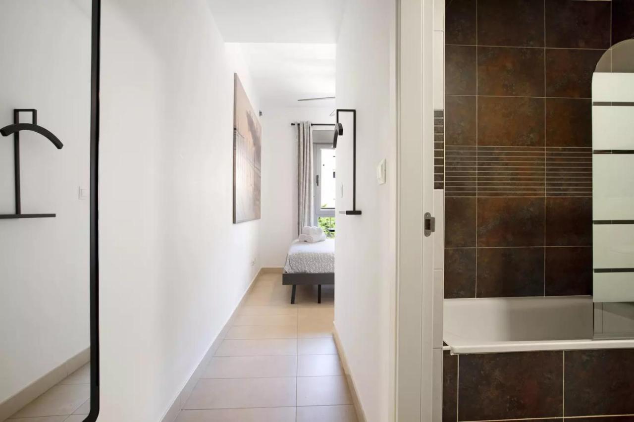 Malaga Campus Apartment Parking Included Exteriör bild